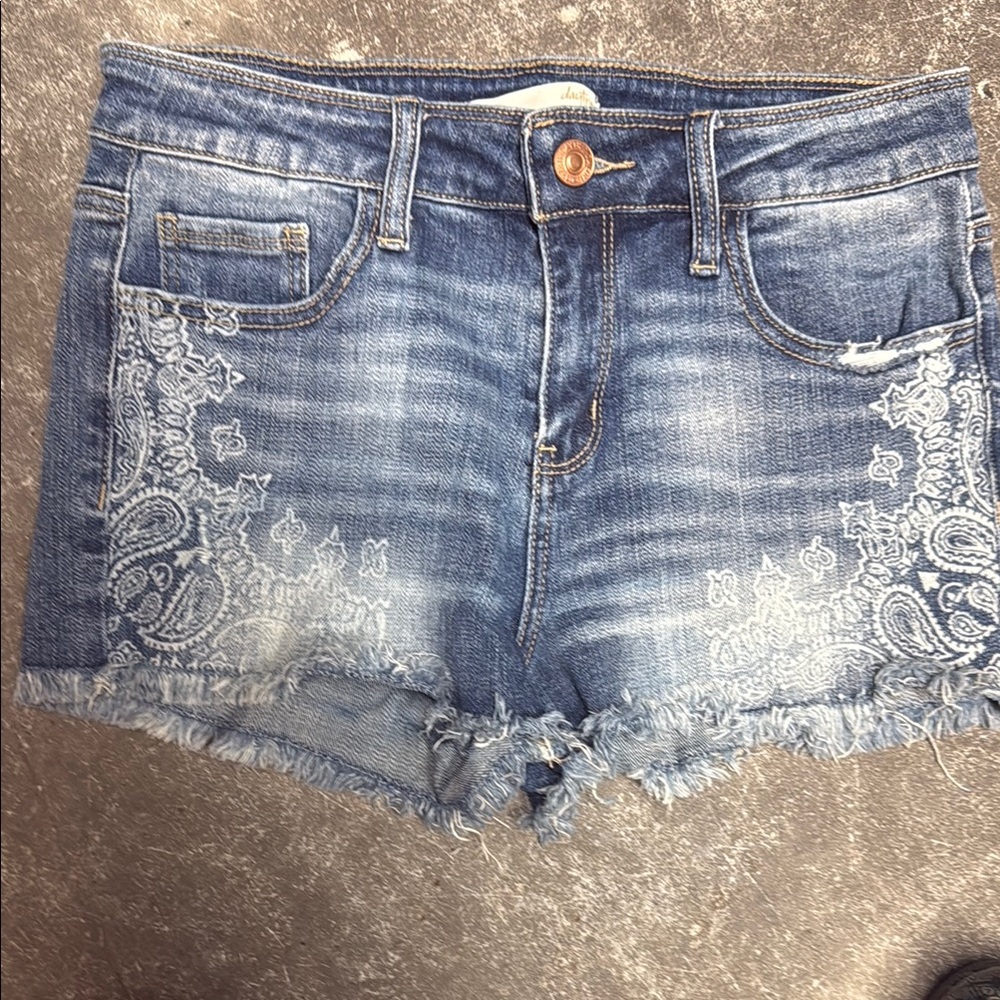 3/$20 Daytrip Blue and White Jean Shorts with paisley Detailing
